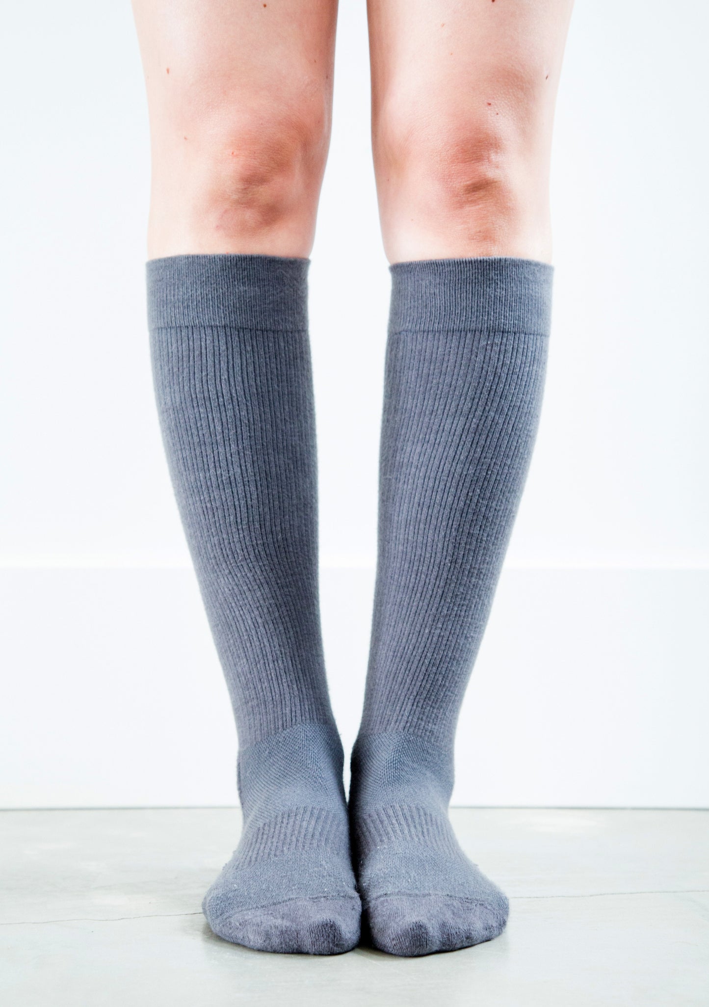 Solid Grey Cotton Socks - Women's Medical